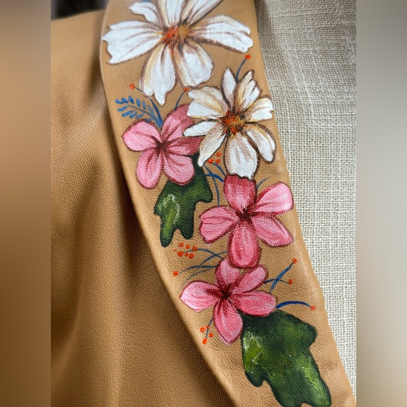 Terry Lewis Handpainted deer buttery soft tan pleated leather jacket sz MD OOAK - Picture 10 of 15